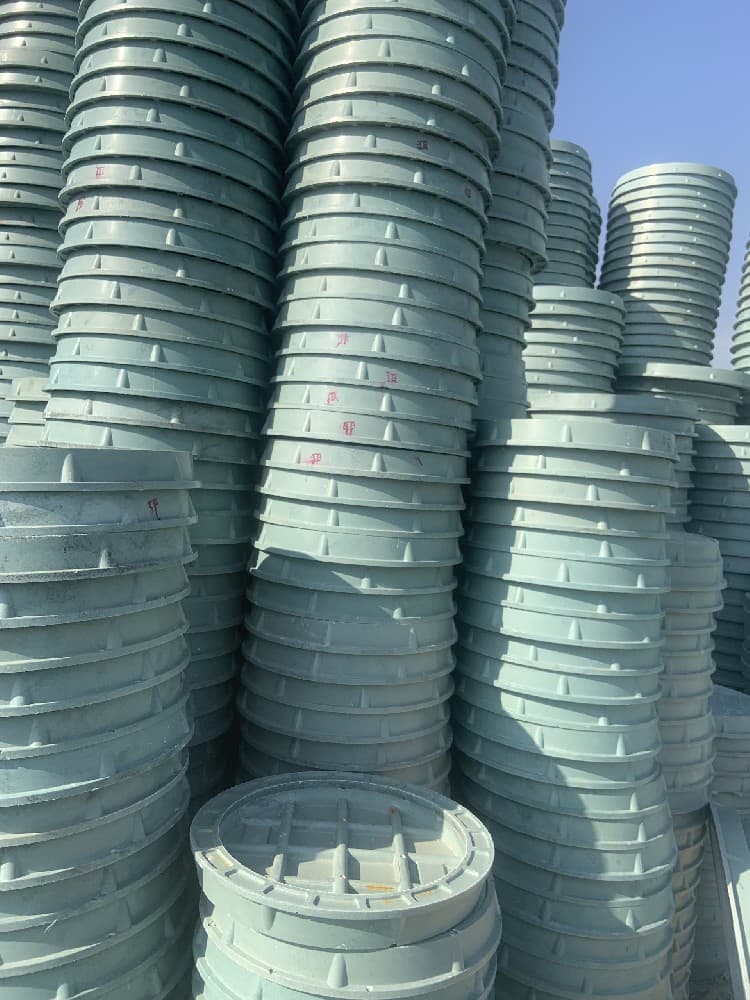 復(fù)合井蓋生產(chǎn)廠家車(chē)間